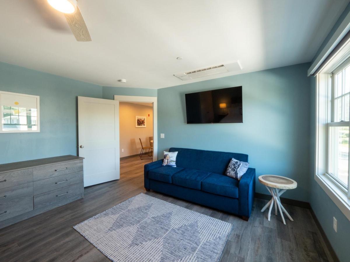 Long Beach Suites Gloucester Extérieur photo