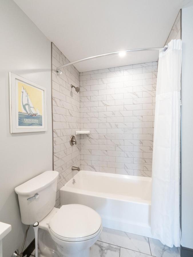 Long Beach Suites Gloucester Extérieur photo